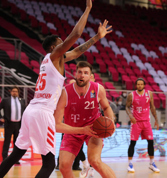 出外接手群 出外接手群